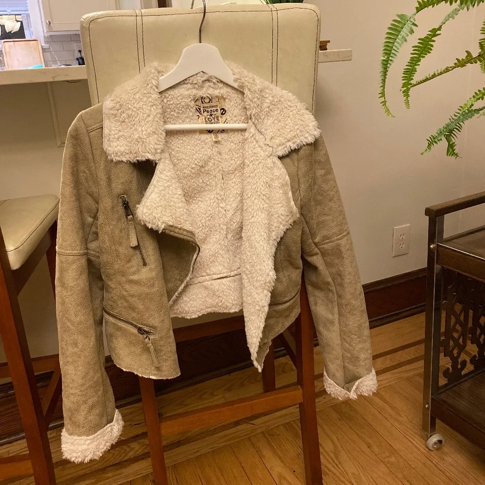 Jacket - Picture 1 of 2